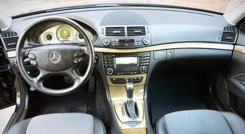 MERCEDES-BENZ Klasa E 