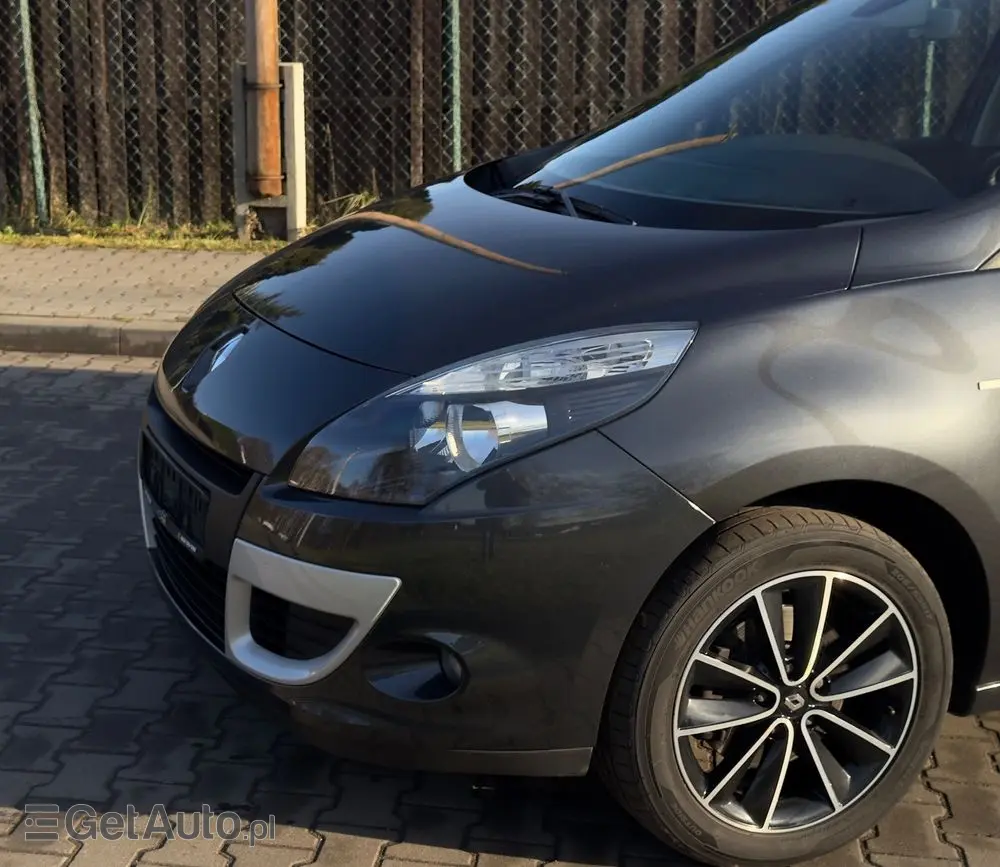 RENAULT Scenic DCi 130 FAP Bose Edition