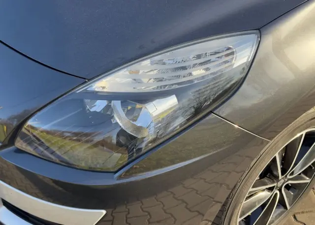 RENAULT Scenic DCi 130 FAP Bose Edition