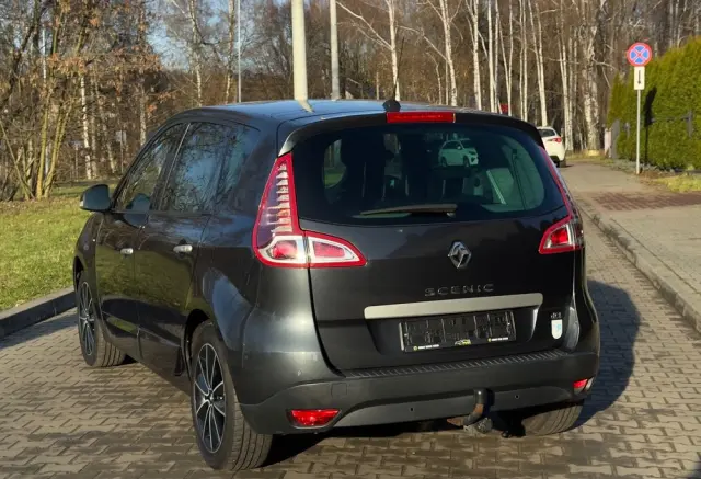 RENAULT Scenic DCi 130 FAP Bose Edition