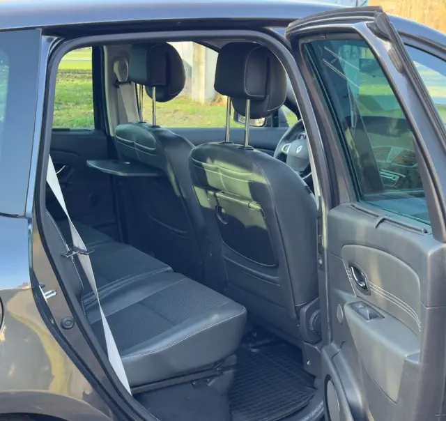 RENAULT Scenic DCi 130 FAP Bose Edition