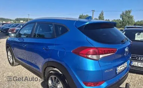 HYUNDAI Tucson 
