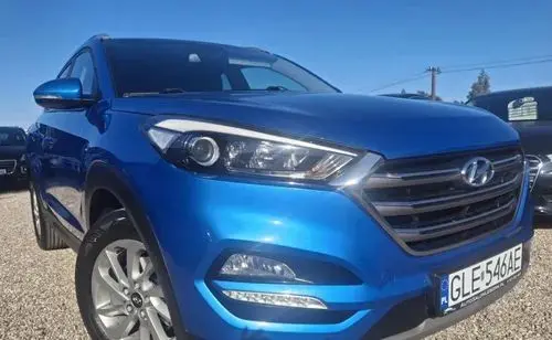 HYUNDAI Tucson 