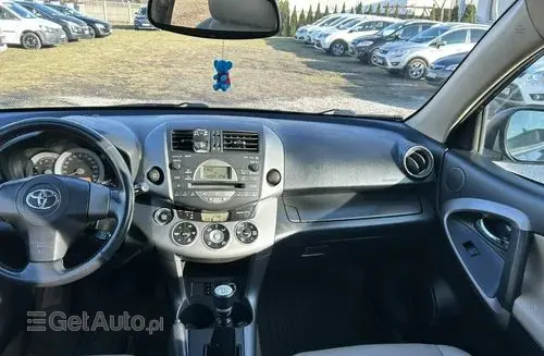 TOYOTA Rav 4 