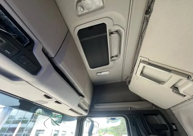 SCANIA R500 2020 cała na poduszce z hydrauliką z Niemiec kontrakt serwisowy ASO 