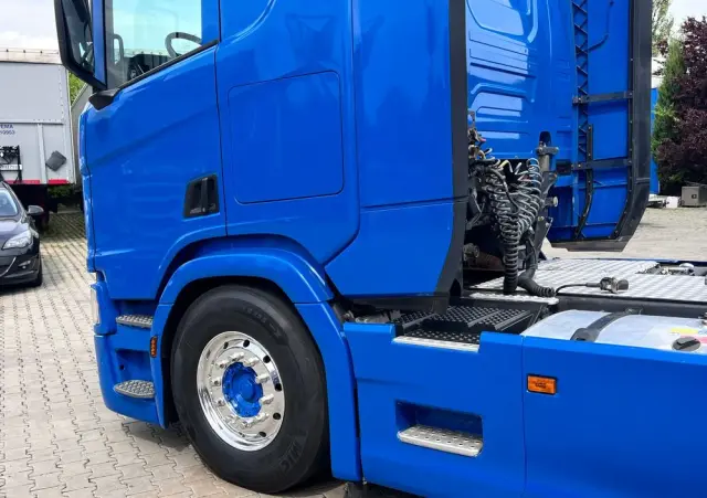 SCANIA R500 2020 cała na poduszce z hydrauliką z Niemiec kontrakt serwisowy ASO 