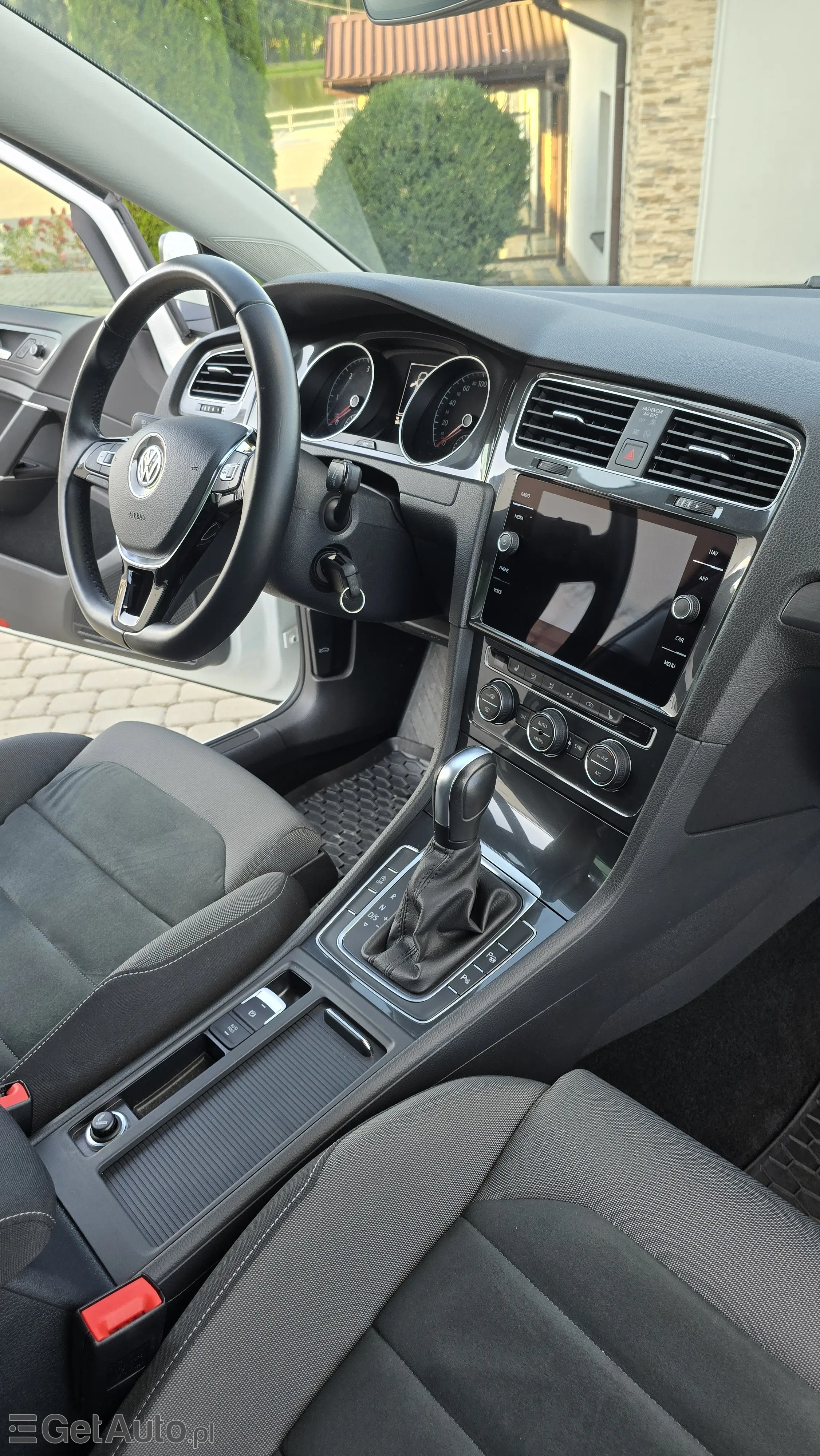 VOLKSWAGEN Golf Comfortline BMT DSG