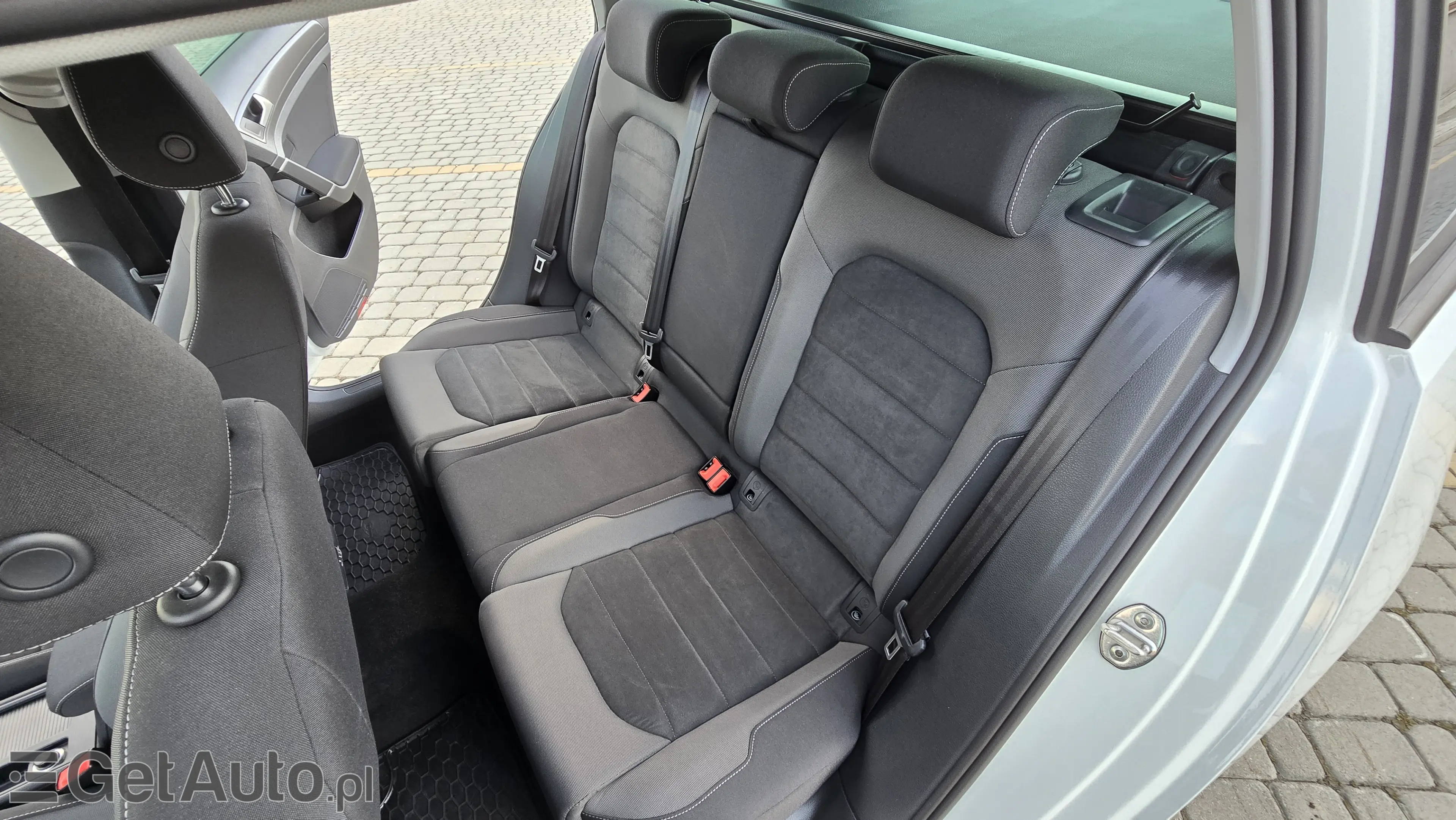 VOLKSWAGEN Golf Comfortline BMT DSG