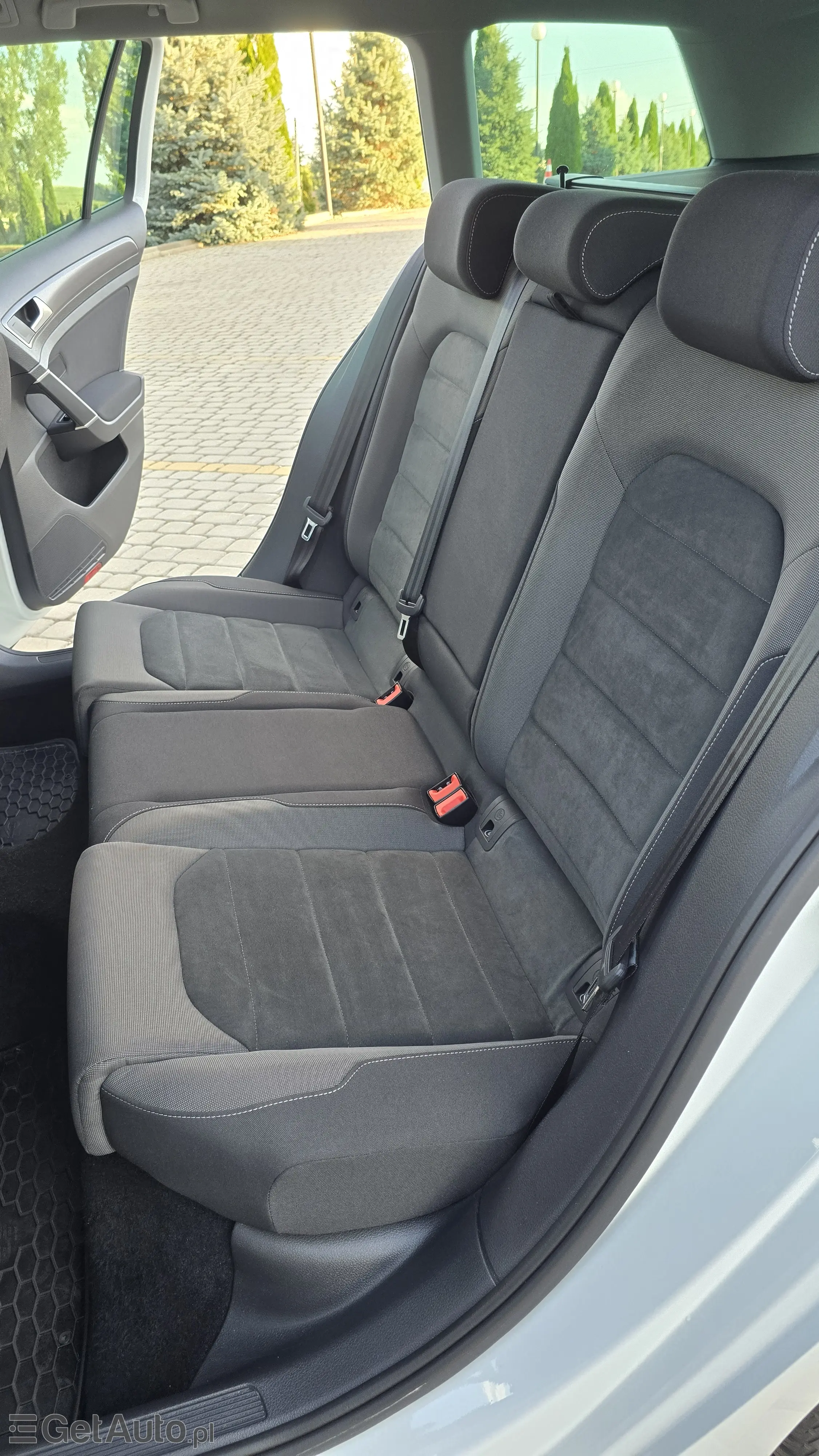 VOLKSWAGEN Golf Comfortline BMT DSG