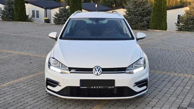 VOLKSWAGEN Golf Comfortline BMT DSG