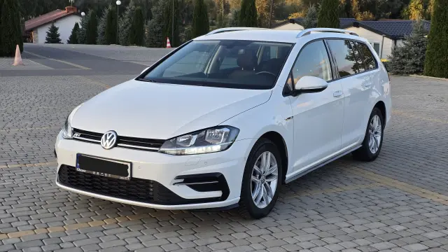 VOLKSWAGEN Golf Comfortline BMT DSG