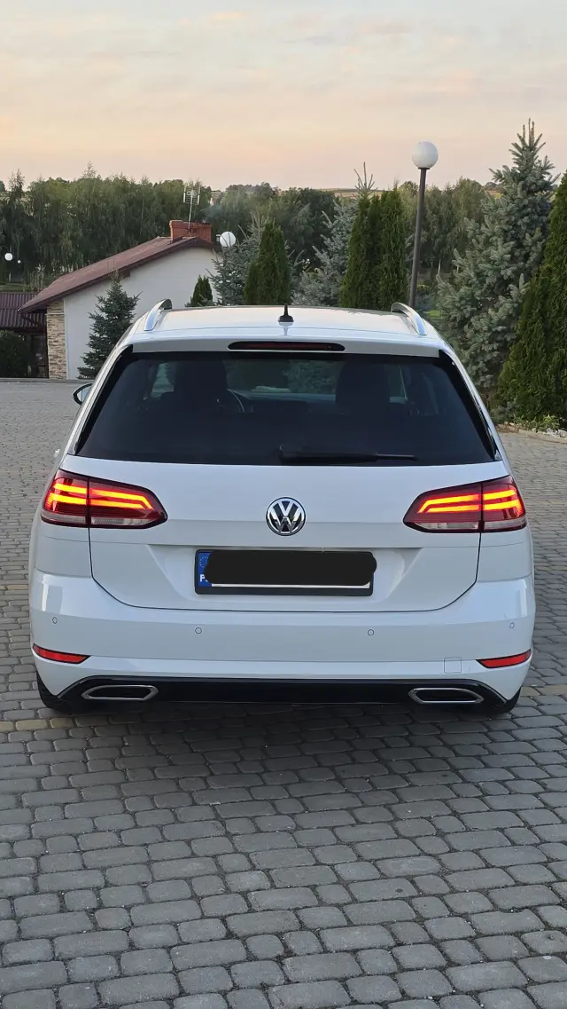 VOLKSWAGEN Golf Comfortline BMT DSG