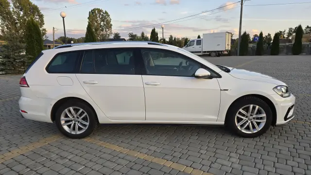 VOLKSWAGEN Golf Comfortline BMT DSG