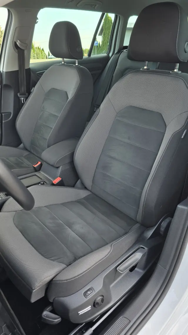 VOLKSWAGEN Golf Comfortline BMT DSG