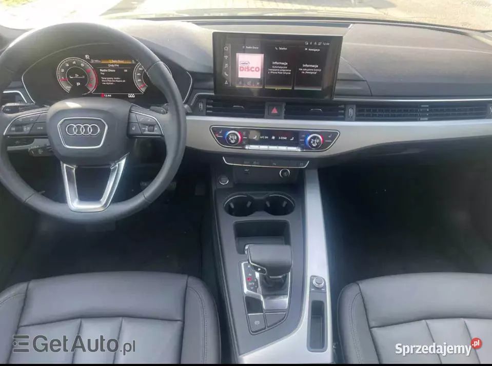 AUDI A4 S line S tronic