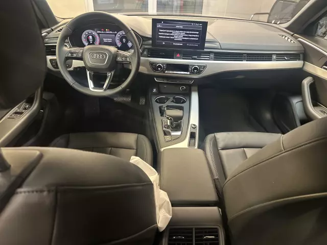 AUDI A4 S line S tronic