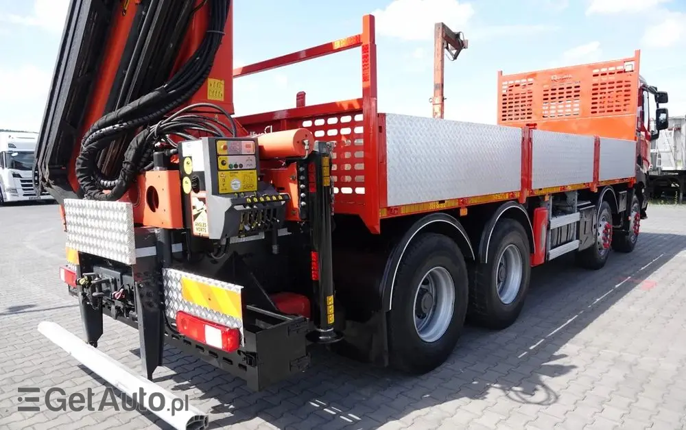 RENAULT C 430 / 8x4 / SKRZYNIOWY 7 M + HDS PALFINGER PK 24001-K C / WYSÓW 12,5M / STEROWANIE RADIOWE / WIDŁY / ROTATOR / SPROWADZONY 