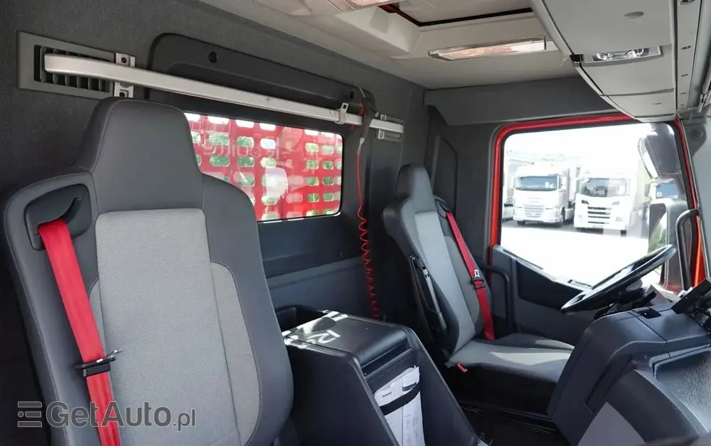 RENAULT C 430 / 8x4 / SKRZYNIOWY 7 M + HDS PALFINGER PK 24001-K C / WYSÓW 12,5M / STEROWANIE RADIOWE / WIDŁY / ROTATOR / SPROWADZONY 