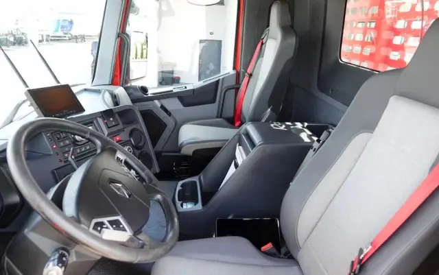 RENAULT C 430 / 8x4 / SKRZYNIOWY 7 M + HDS PALFINGER PK 24001-K C / WYSÓW 12,5M / STEROWANIE RADIOWE / WIDŁY / ROTATOR / SPROWADZONY 