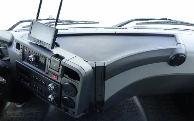 RENAULT C 430 / 8x4 / SKRZYNIOWY 7 M + HDS PALFINGER PK 24001-K C / WYSÓW 12,5M / STEROWANIE RADIOWE / WIDŁY / ROTATOR / SPROWADZONY 