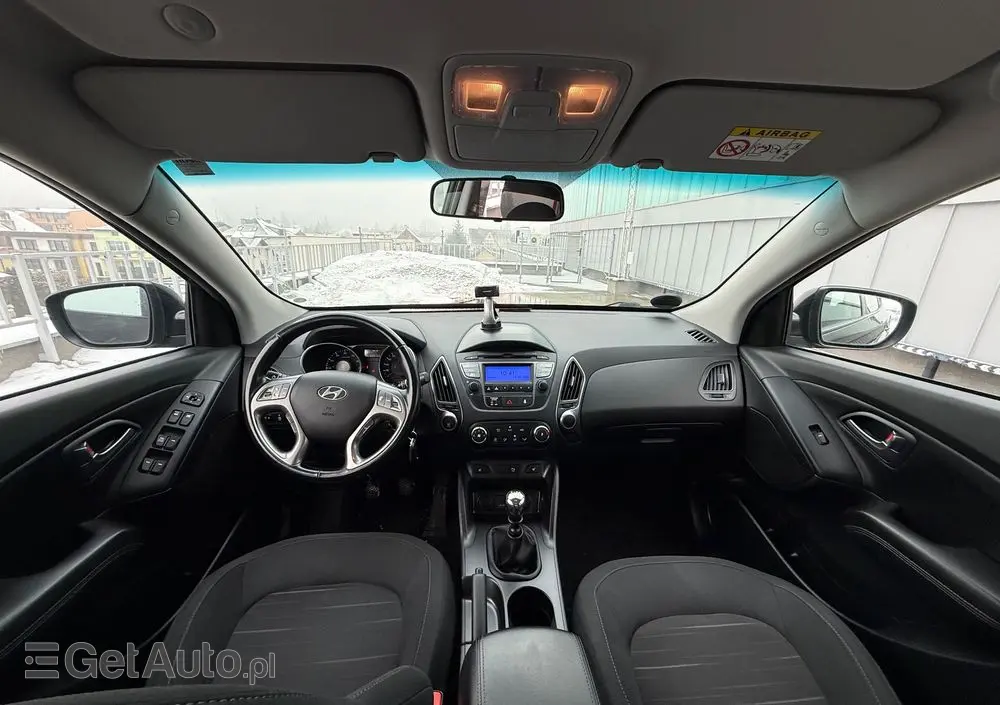 HYUNDAI Ix35 1.6 2WD blue Trend