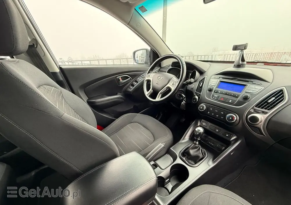 HYUNDAI Ix35 1.6 2WD blue Trend
