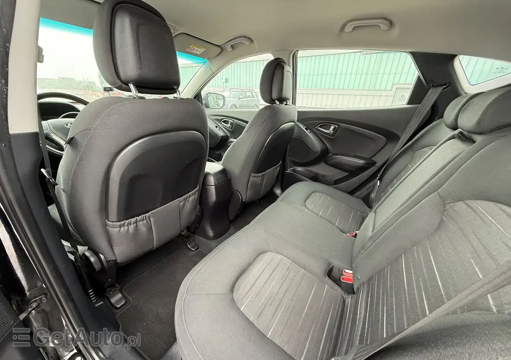 HYUNDAI Ix35 1.6 2WD blue Trend
