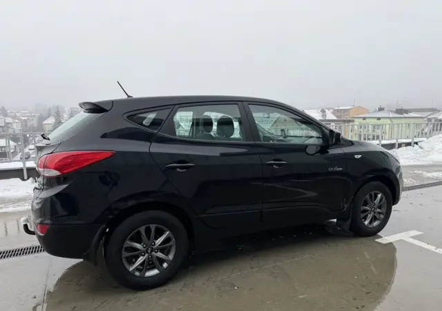 HYUNDAI Ix35 1.6 2WD blue Trend