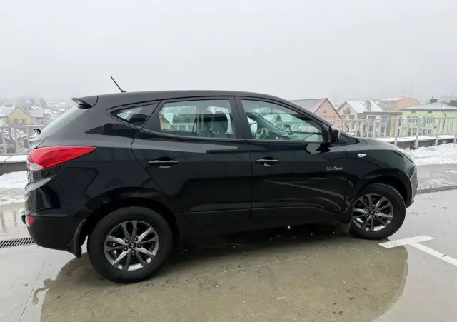 HYUNDAI Ix35 1.6 2WD blue Trend