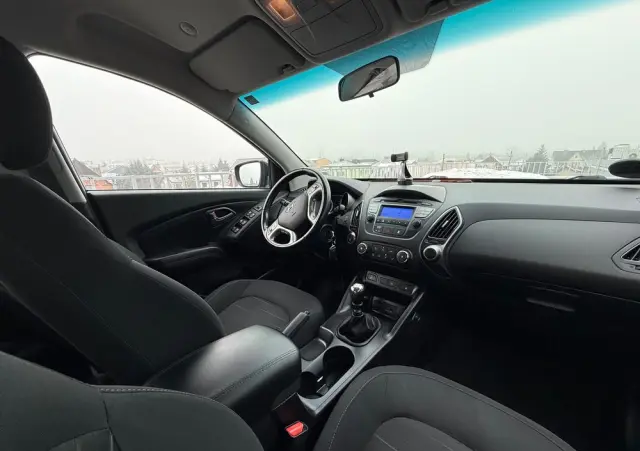 HYUNDAI Ix35 1.6 2WD blue Trend