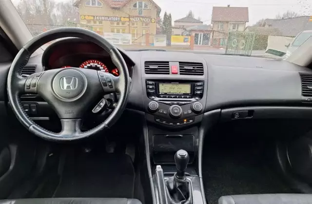 HONDA Accord 2.2 i-CTDi (140 KM)