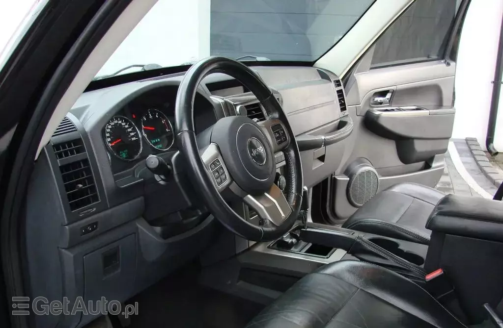 JEEP Cherokee 2.8 CRD (177 KM)