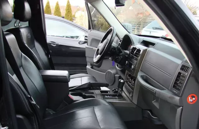 JEEP Cherokee 2.8 CRD (177 KM)