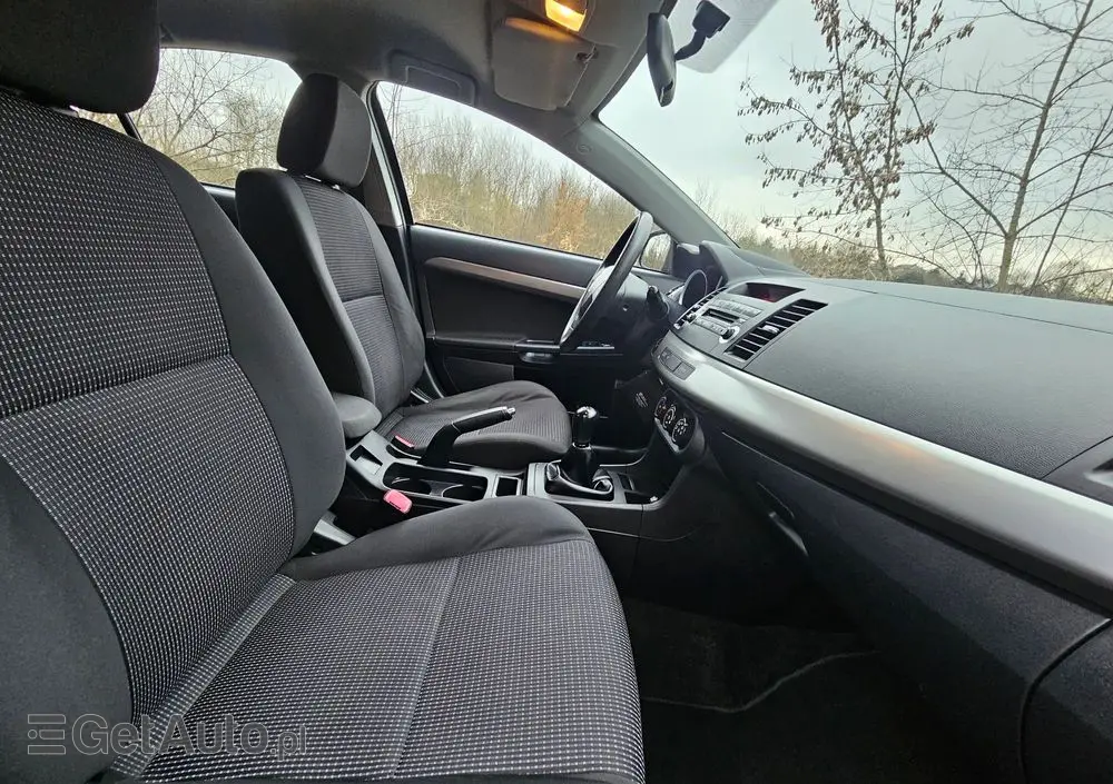 MITSUBISHI Lancer 1.8 Instyle