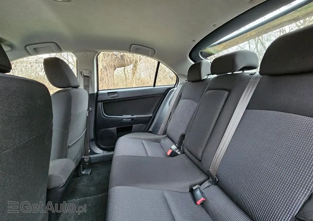 MITSUBISHI Lancer 1.8 Instyle