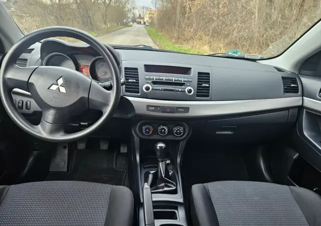 MITSUBISHI Lancer 1.8 Instyle