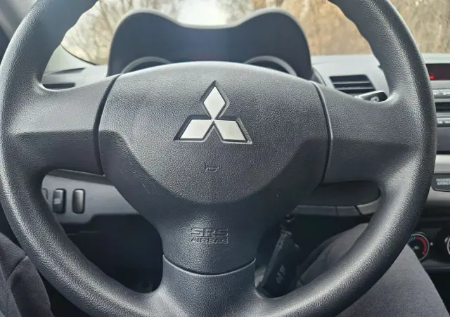 MITSUBISHI Lancer 1.8 Instyle