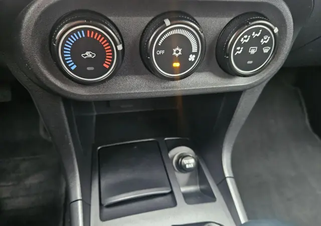 MITSUBISHI Lancer 1.8 Instyle