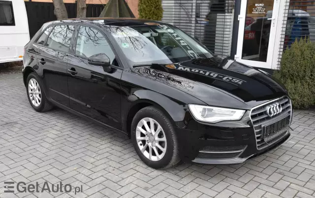 AUDI A3 1.4 TFSI Sportback S tronic Ambiente