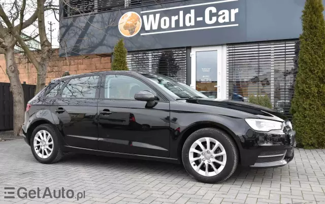AUDI A3 1.4 TFSI Sportback S tronic Ambiente
