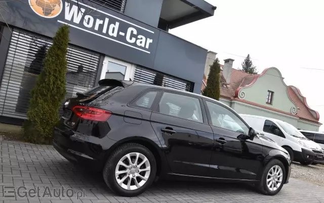 AUDI A3 1.4 TFSI Sportback S tronic Ambiente