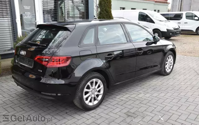 AUDI A3 1.4 TFSI Sportback S tronic Ambiente
