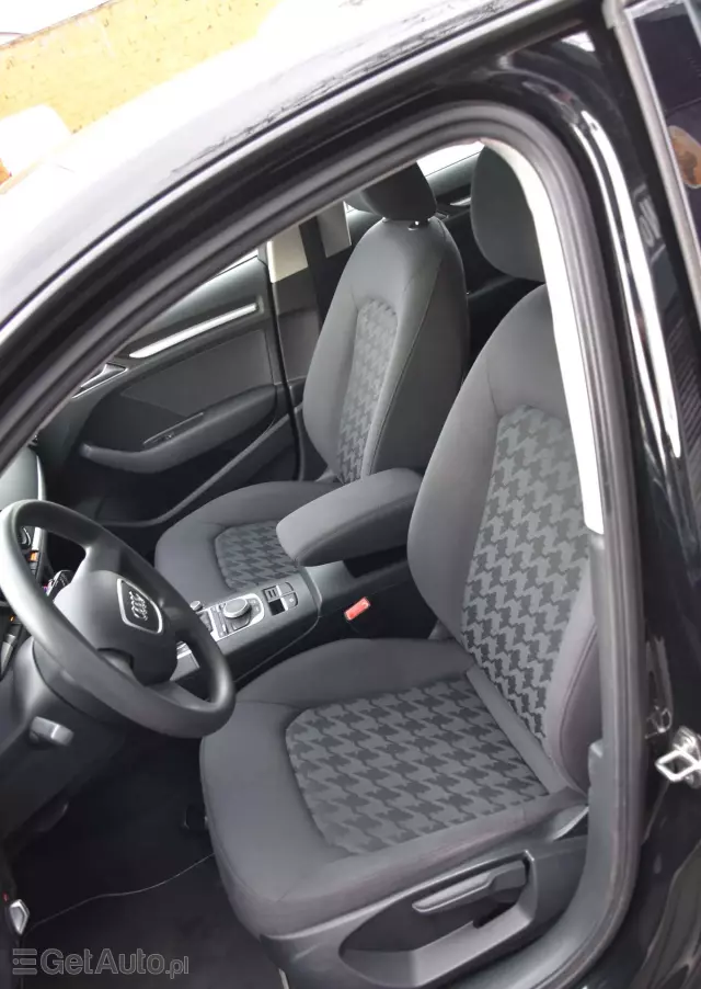 AUDI A3 1.4 TFSI Sportback S tronic Ambiente