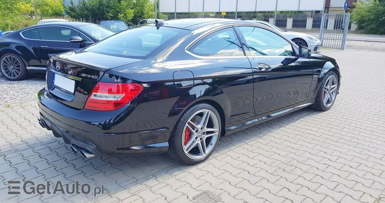 MERCEDES-BENZ Klasa C 63 AMG Coupe AMG SPEEDSHIFT MCT Edition 1