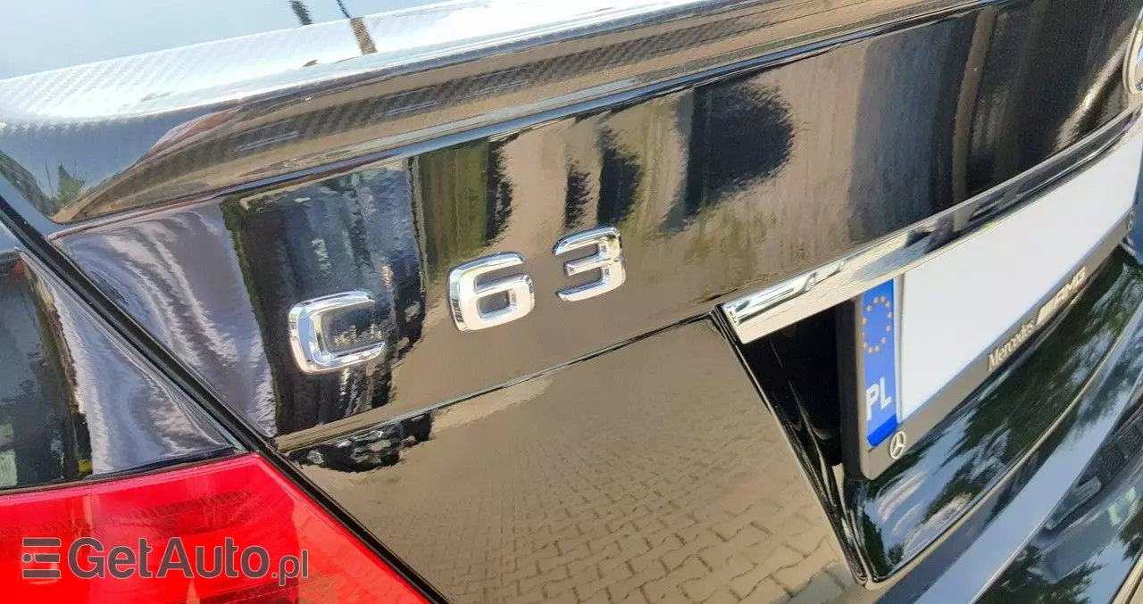 MERCEDES-BENZ Klasa C 63 AMG Coupe AMG SPEEDSHIFT MCT Edition 1