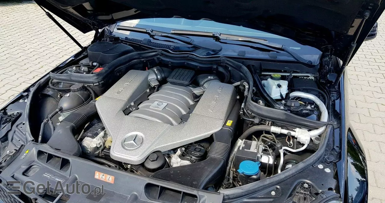 MERCEDES-BENZ Klasa C 63 AMG Coupe AMG SPEEDSHIFT MCT Edition 1