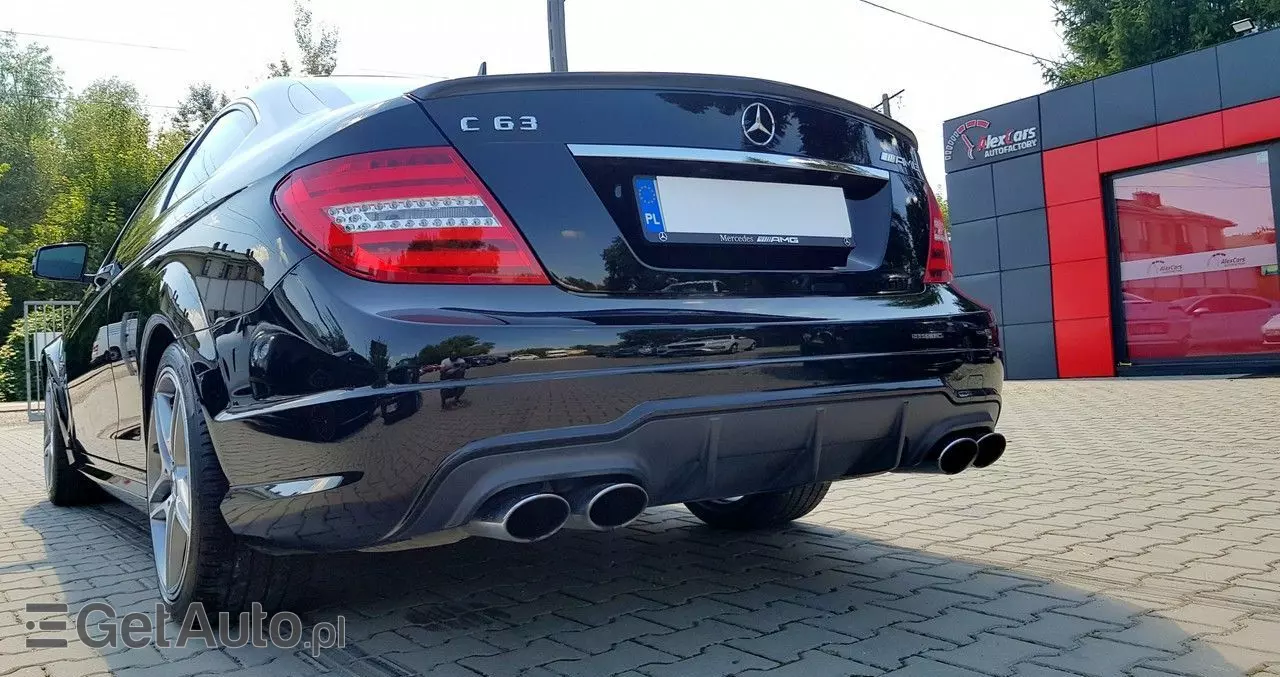 MERCEDES-BENZ Klasa C 63 AMG Coupe AMG SPEEDSHIFT MCT Edition 1