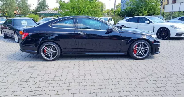 MERCEDES-BENZ Klasa C 63 AMG Coupe AMG SPEEDSHIFT MCT Edition 1