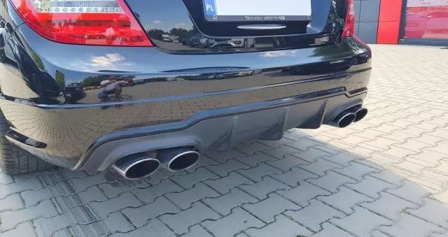 MERCEDES-BENZ Klasa C 63 AMG Coupe AMG SPEEDSHIFT MCT Edition 1