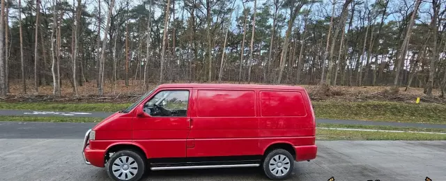 VOLKSWAGEN Transporter 